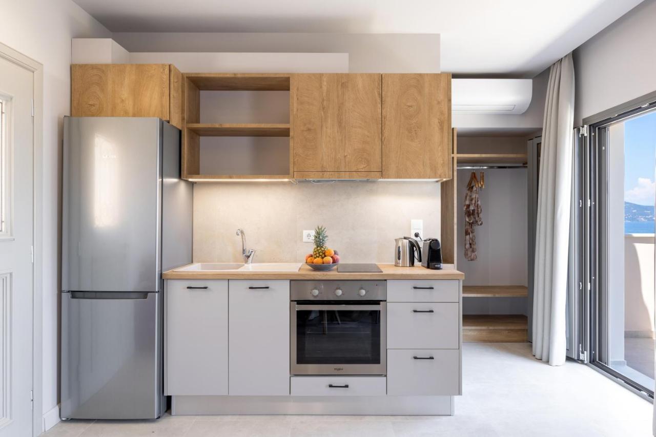 Kato Korakiana Onore Luxury Suites מראה חיצוני תמונה