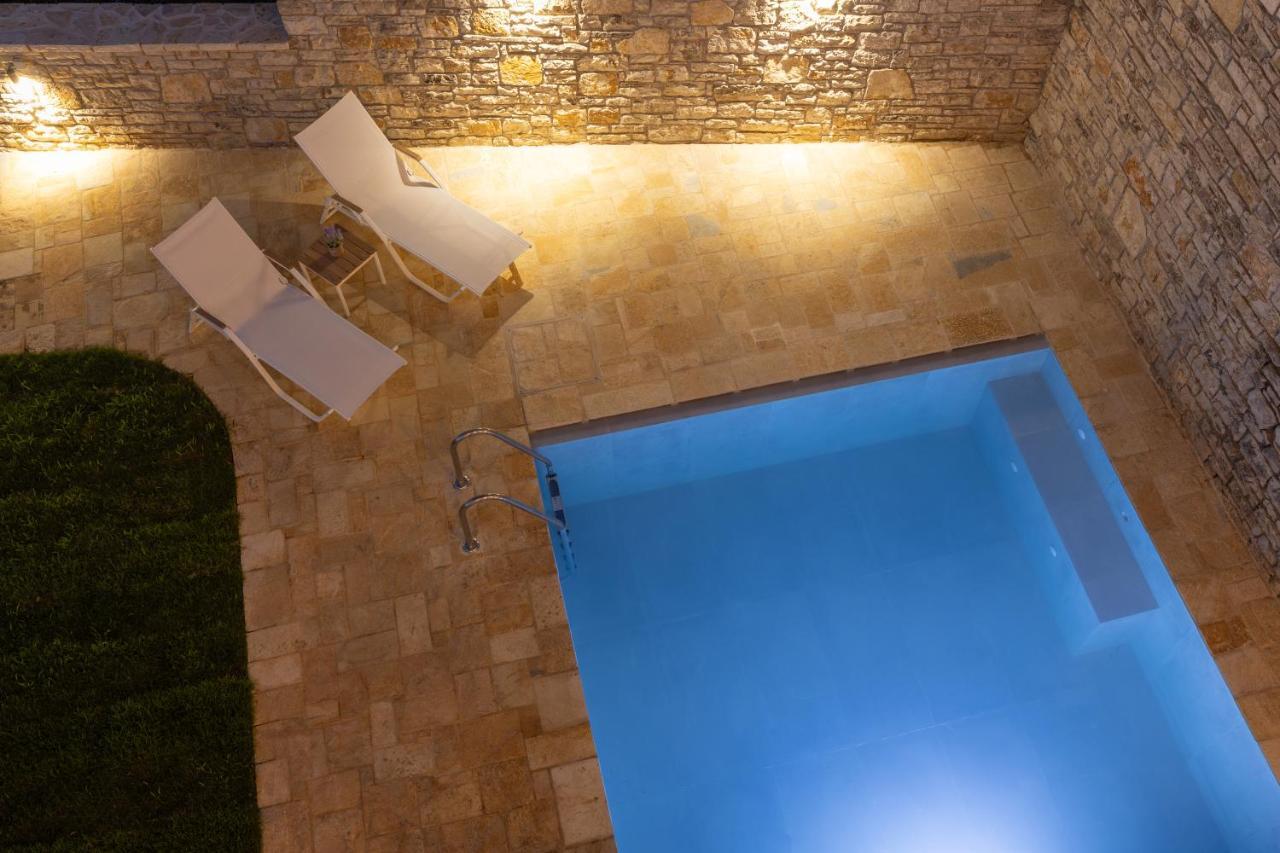 Kato Korakiana Onore Luxury Suites מראה חיצוני תמונה